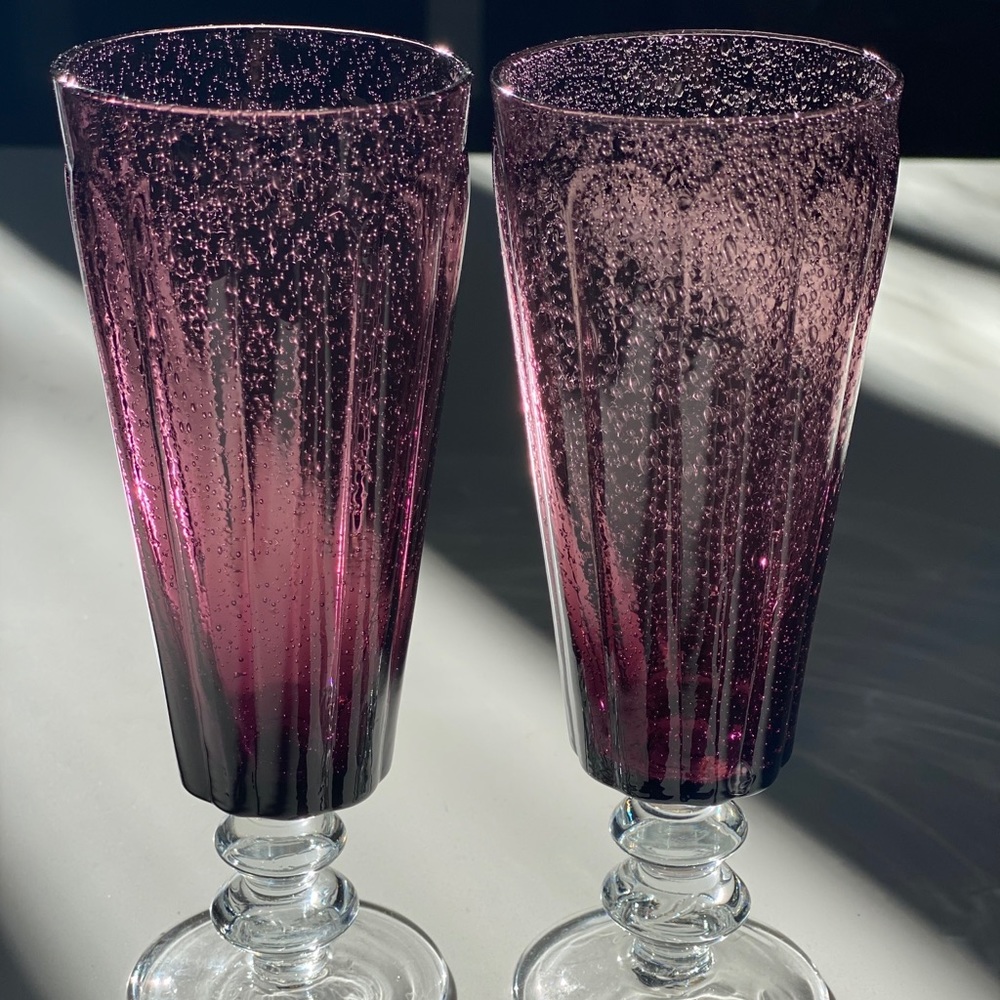 Bubble glass flutes